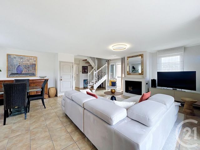 Appartement T3 &agrave; vendre - 4 pi&egrave;ces - 87,11 m2 - Vals Pres Le Puy - 43 - AUVERGNE