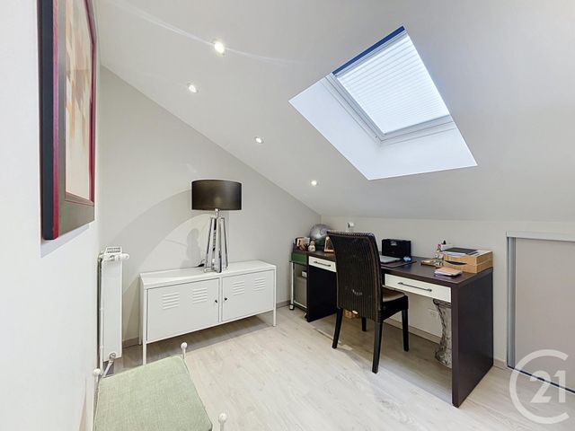 Appartement T3 &agrave; vendre - 4 pi&egrave;ces - 87,11 m2 - Vals Pres Le Puy - 43 - AUVERGNE