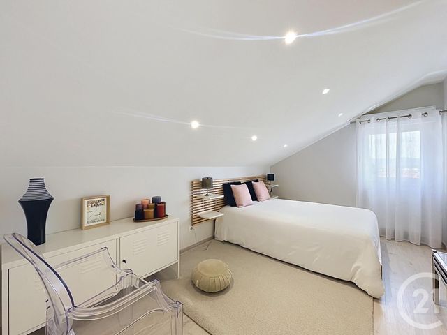 Appartement T3 &agrave; vendre - 4 pi&egrave;ces - 87,11 m2 - Vals Pres Le Puy - 43 - AUVERGNE