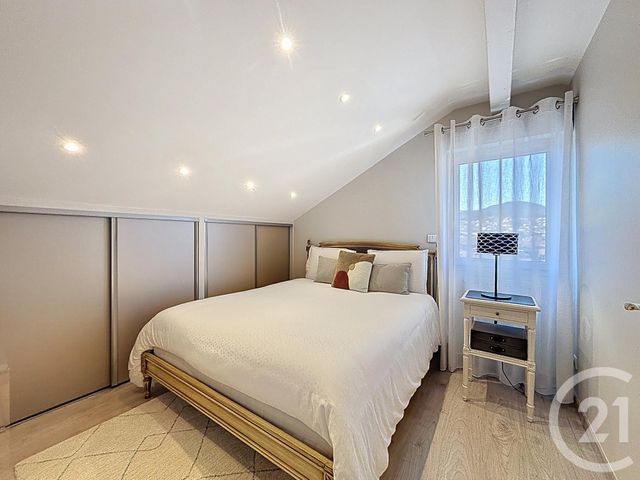 Appartement T3 &agrave; vendre - 4 pi&egrave;ces - 87,11 m2 - Vals Pres Le Puy - 43 - AUVERGNE