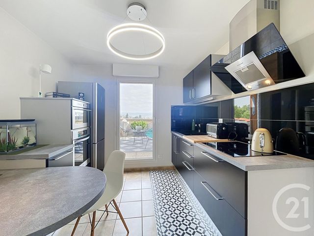 Appartement T3 &agrave; vendre - 4 pi&egrave;ces - 87,11 m2 - Vals Pres Le Puy - 43 - AUVERGNE