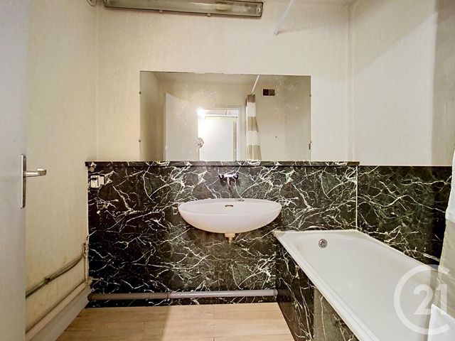 Appartement F2 &agrave; vendre - 2 pi&egrave;ces - 34,36 m2 - Le Puy En Velay - 43 - AUVERGNE