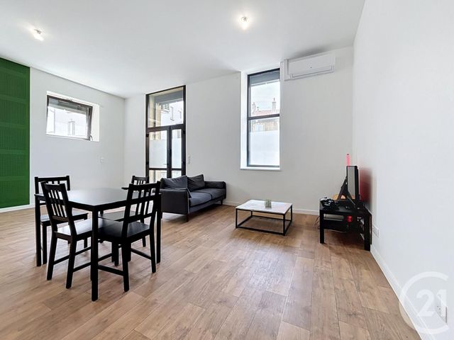 Appartement F3 &agrave; vendre - 3 pi&egrave;ces - 99,40 m2 - Le Puy En Velay - 43 - AUVERGNE