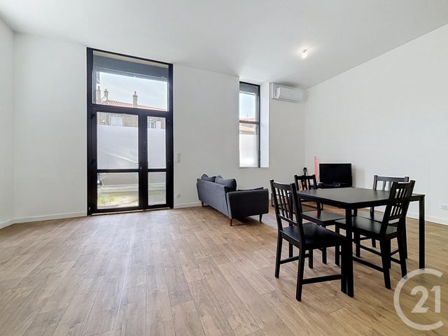 Appartement F3 &agrave; vendre - 3 pi&egrave;ces - 99,40 m2 - Le Puy En Velay - 43 - AUVERGNE