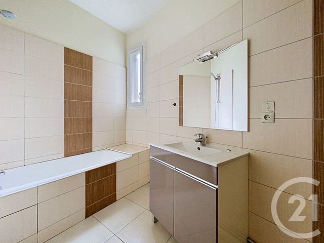 Appartement &agrave; vendre - 4 pi&egrave;ces - 107 m2 - Le Puy En Velay - 43 - AUVERGNE