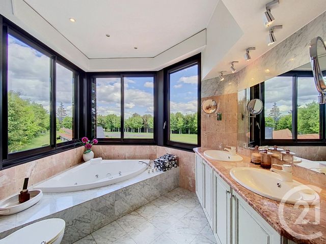 Maison &agrave; vendre - 6 pi&egrave;ces - 398,89 m2 - Le Puy En Velay - 43 - AUVERGNE