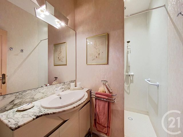 Maison &agrave; vendre - 6 pi&egrave;ces - 398,89 m2 - Le Puy En Velay - 43 - AUVERGNE