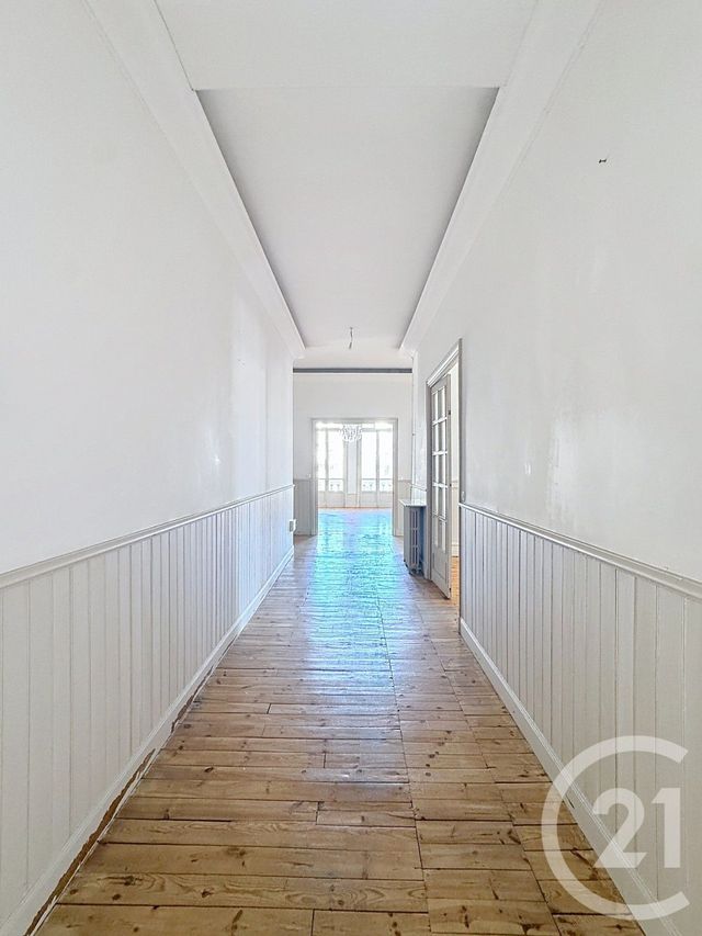 Appartement &agrave; vendre - 6 pi&egrave;ces - 234,66 m2 - Le Puy En Velay - 43 - AUVERGNE