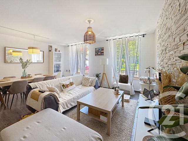 Appartement F3 &agrave; vendre - 3 pi&egrave;ces - 66,35 m2 - Le Puy En Velay - 43 - AUVERGNE