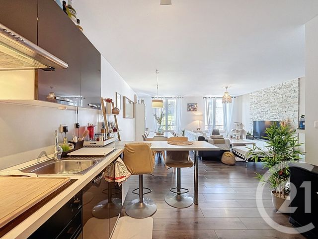 Appartement F3 &agrave; vendre - 3 pi&egrave;ces - 66,35 m2 - Le Puy En Velay - 43 - AUVERGNE