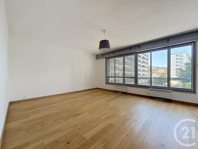 Appartement F4 &agrave; vendre - 5 pi&egrave;ces - 106 m2 - Le Puy En Velay - 43 - AUVERGNE