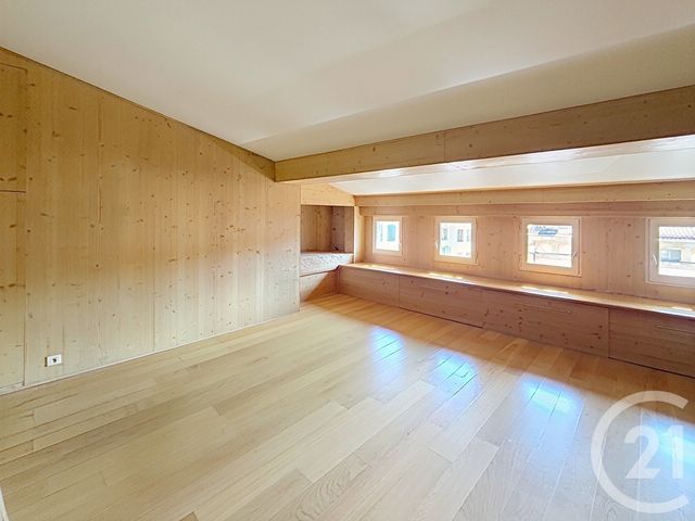 Appartement T4 &agrave; vendre - 4 pi&egrave;ces - 105,51 m2 - Le Puy En Velay - 43 - AUVERGNE
