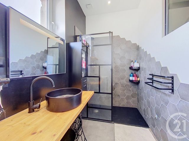 Appartement T3 &agrave; vendre - 4 pi&egrave;ces - 61,42 m2 - Le Puy En Velay - 43 - AUVERGNE