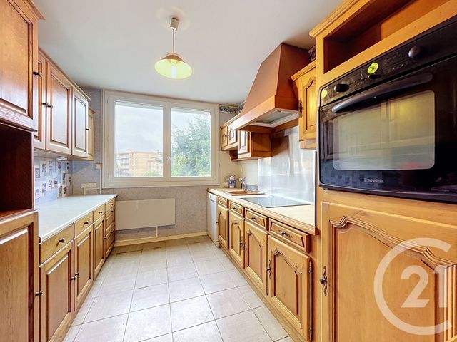 Appartement F3 &agrave; vendre - 3 pi&egrave;ces - 80 m2 - Le Puy En Velay - 43 - AUVERGNE