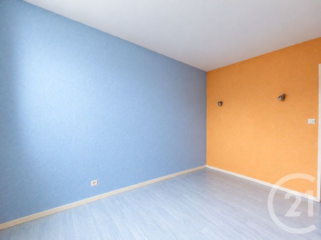 Appartement F3 &agrave; vendre - 3 pi&egrave;ces - 80 m2 - Le Puy En Velay - 43 - AUVERGNE