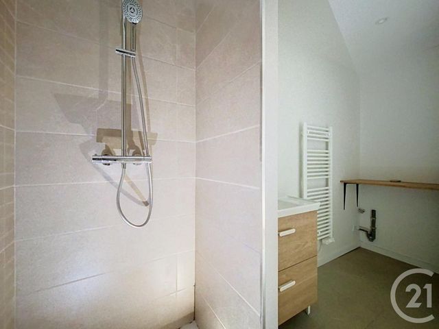 Appartement F3 &agrave; vendre - 3 pi&egrave;ces - 67 m2 - Le Puy En Velay - 43 - AUVERGNE