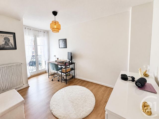 Appartement F3 &agrave; vendre - 4 pi&egrave;ces - 68,42 m2 - Le Puy En Velay - 43 - AUVERGNE