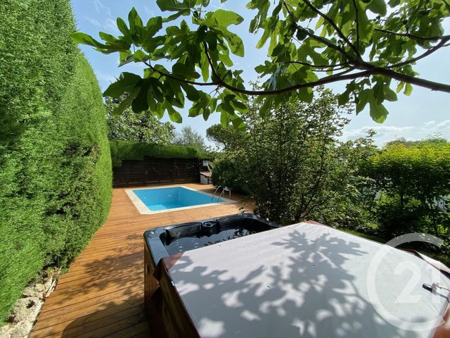 Maison à vendre - 7 pièces - 168 m2 - Le Rouret - 06 - PROVENCE-ALPES-COTE-D-AZUR