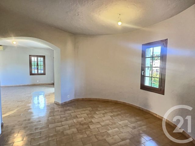 Maison à vendre - 6 pièces - 194 m2 - Le Rouret - 06 - PROVENCE-ALPES-COTE-D-AZUR