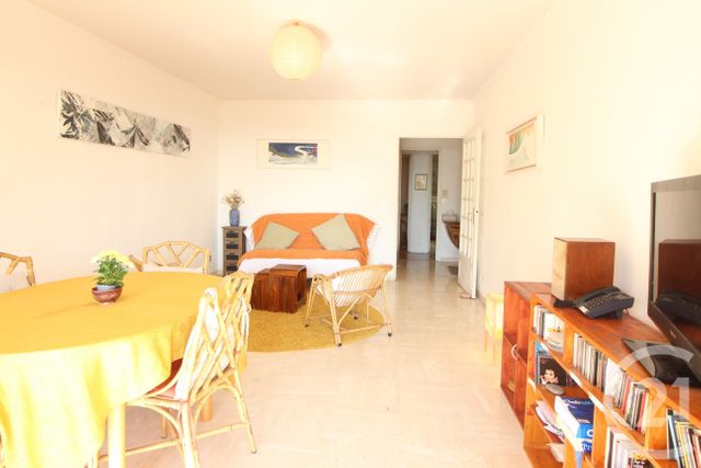 Appartement F3 à vendre - 3 pièces - 70 m2 - Grasse - 06 - PROVENCE-ALPES-COTE-D-AZUR