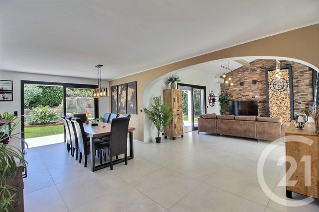Maison &agrave; vendre - 6 pi&egrave;ces - 210 m2 - Roquefort Les Pins - 06 - PROVENCE-ALPES-COTE-D-AZUR