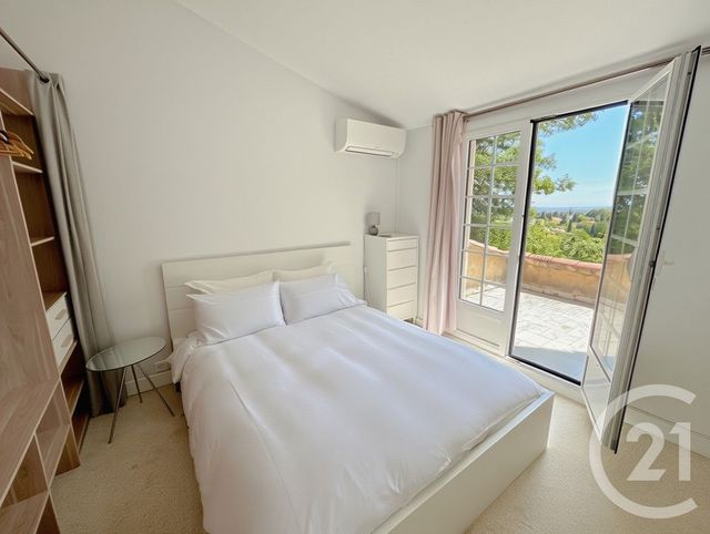 Maison &agrave; vendre - 5 pi&egrave;ces - 137,86 m2 - Le Rouret - 06 - PROVENCE-ALPES-COTE-D-AZUR