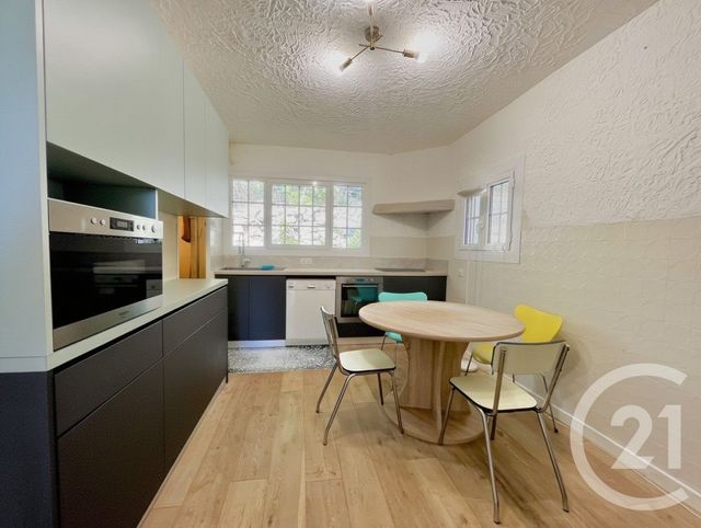 Maison &agrave; vendre - 5 pi&egrave;ces - 137,86 m2 - Le Rouret - 06 - PROVENCE-ALPES-COTE-D-AZUR
