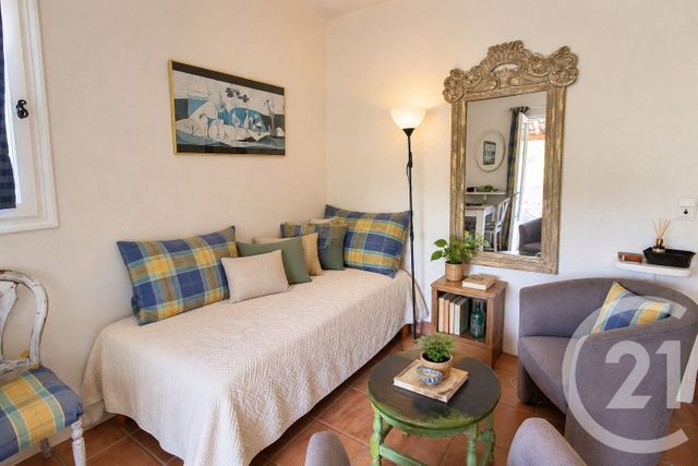 Maison &agrave; vendre - 4 pi&egrave;ces - 162,84 m2 - Le Rouret - 06 - PROVENCE-ALPES-COTE-D-AZUR