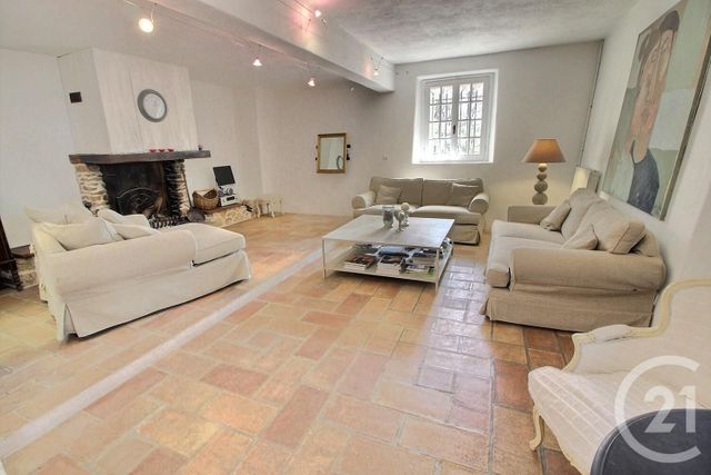 Maison à vendre - 7 pièces - 200 m2 - Le Bar Sur Loup - 06 - PROVENCE-ALPES-COTE-D-AZUR