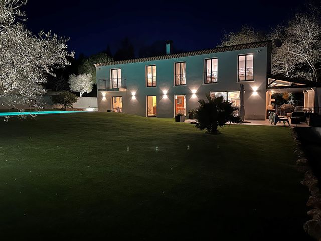 Maison à vendre - 5 pièces - 223 m2 - Chateauneuf Grasse - 06 - PROVENCE-ALPES-COTE-D-AZUR