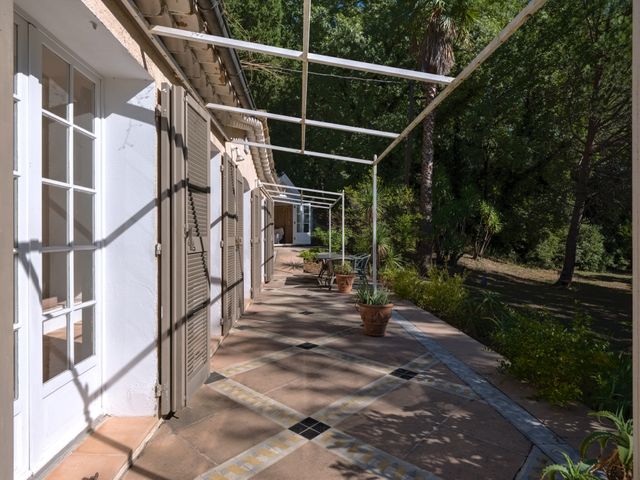 Maison &agrave; vendre - 8 pi&egrave;ces - 550 m2 - Chateauneuf Grasse - 06 - PROVENCE-ALPES-COTE-D-AZUR