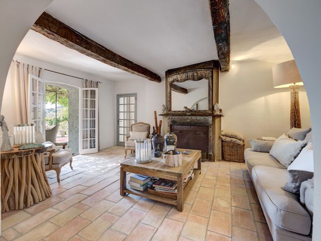 Maison &agrave; vendre - 8 pi&egrave;ces - 550 m2 - Chateauneuf Grasse - 06 - PROVENCE-ALPES-COTE-D-AZUR