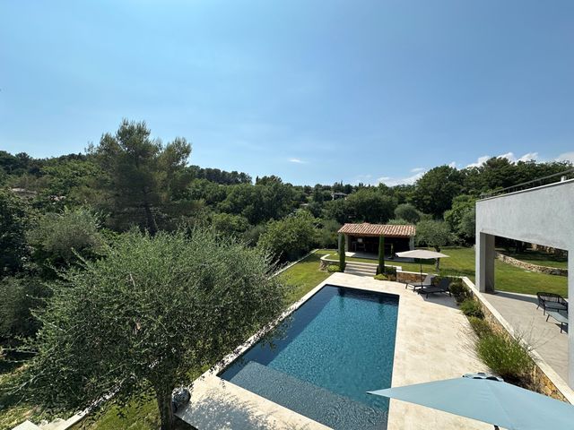 Maison &agrave; vendre - 5 pi&egrave;ces - 205 m2 - Le Rouret - 06 - PROVENCE-ALPES-COTE-D-AZUR