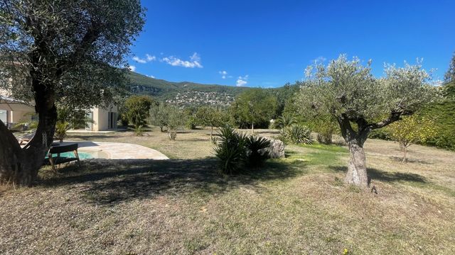 Maison &agrave; vendre - 5 pi&egrave;ces - 170 m2 - Chateauneuf Grasse - 06 - PROVENCE-ALPES-COTE-D-AZUR