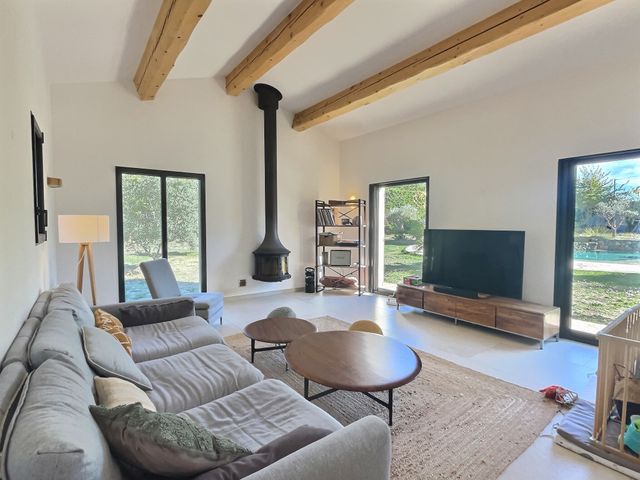 Maison &agrave; vendre - 5 pi&egrave;ces - 170 m2 - Chateauneuf Grasse - 06 - PROVENCE-ALPES-COTE-D-AZUR