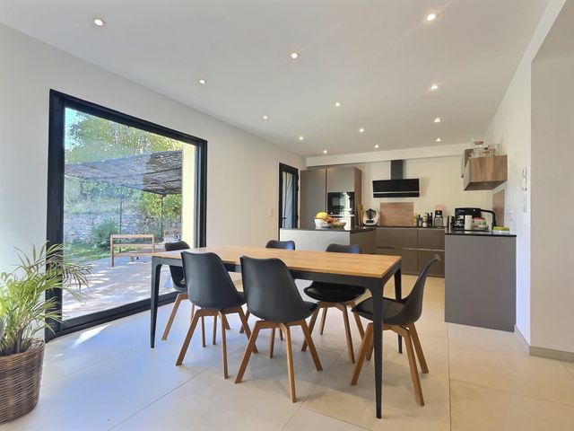 Maison &agrave; vendre - 5 pi&egrave;ces - 170 m2 - Chateauneuf Grasse - 06 - PROVENCE-ALPES-COTE-D-AZUR