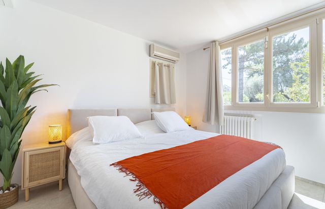 Maison à vendre - 5 pièces - 160 m2 - Le Rouret - 06 - PROVENCE-ALPES-COTE-D-AZUR