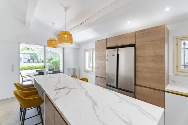 Maison à vendre - 5 pièces - 160 m2 - Le Rouret - 06 - PROVENCE-ALPES-COTE-D-AZUR