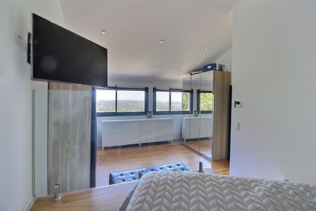 Maison &agrave; vendre - 5 pi&egrave;ces - 214 m2 - Grasse - 06 - PROVENCE-ALPES-COTE-D-AZUR