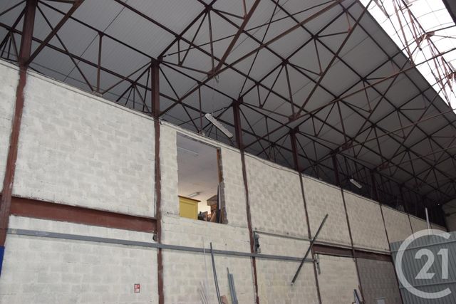 Local commercial à louer - 1800.0 m2 - 71 - Saone-et-Loire