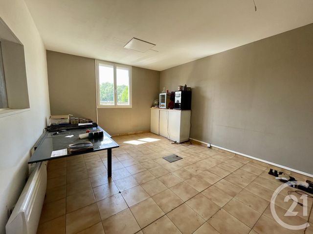 Local commercial à louer - 1800.0 m2 - 71 - Saone-et-Loire