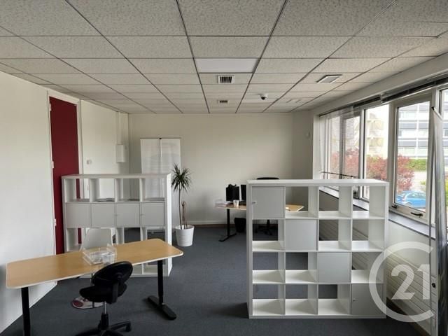 Local commercial à louer - 111.97 m2 - 69 - Rhone