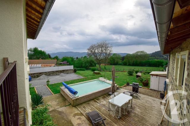 Maison à vendre - 6 pièces - 210 m2 - Poule Les Echarmeaux - 69 - RHONE-ALPES