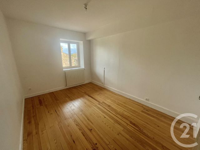 Maison à louer - 3 pièces - 84 m2 - St Amour Bellevue - 71 - BOURGOGNE