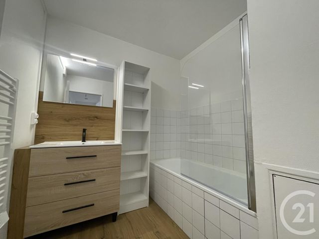 Appartement F3 à louer - 3 pièces - 63 m2 - Villie Morgon - 69 - RHONE-ALPES