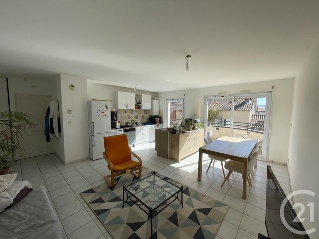 Appartement F3 &agrave; vendre - 4 pi&egrave;ces - 61,74 m2 - Montmerle Sur Saone - 01 - RHONE-ALPES