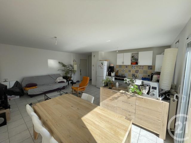Appartement F3 &agrave; vendre - 4 pi&egrave;ces - 61,74 m2 - Montmerle Sur Saone - 01 - RHONE-ALPES