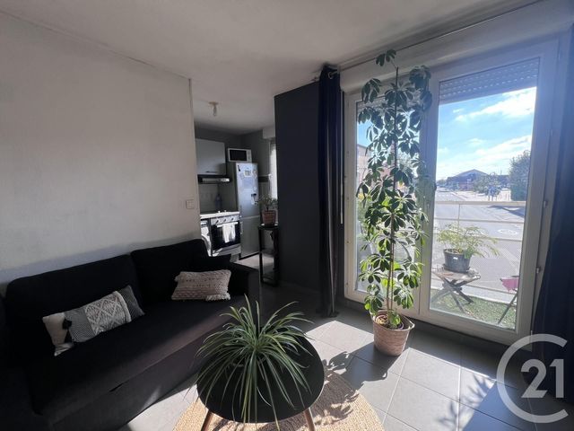 Appartement F2 à louer - 2 pièces - 50,14 m2 - Belleville - 69 - RHONE-ALPES