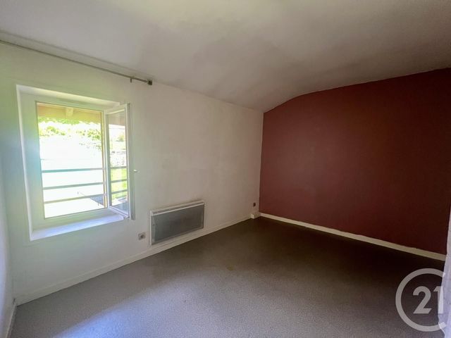 Appartement T3 à louer - 3 pièces - 76,42 m2 - Julienas - 69 - RHONE-ALPES