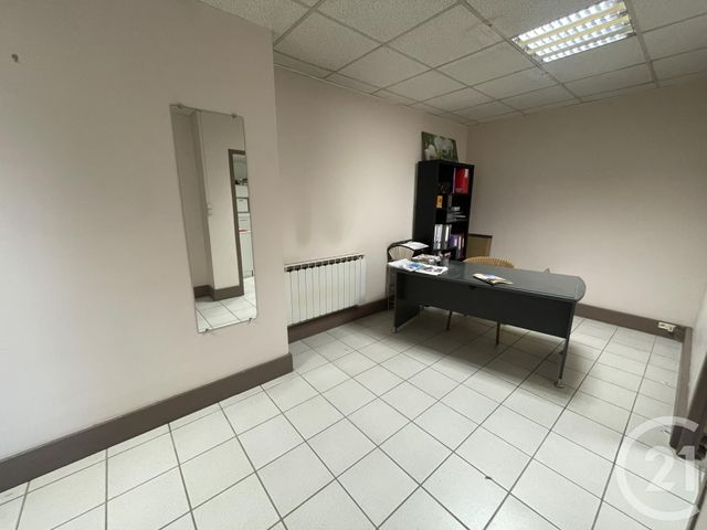 Local commercial à louer - 92.65 m2 - 69 - Rhone